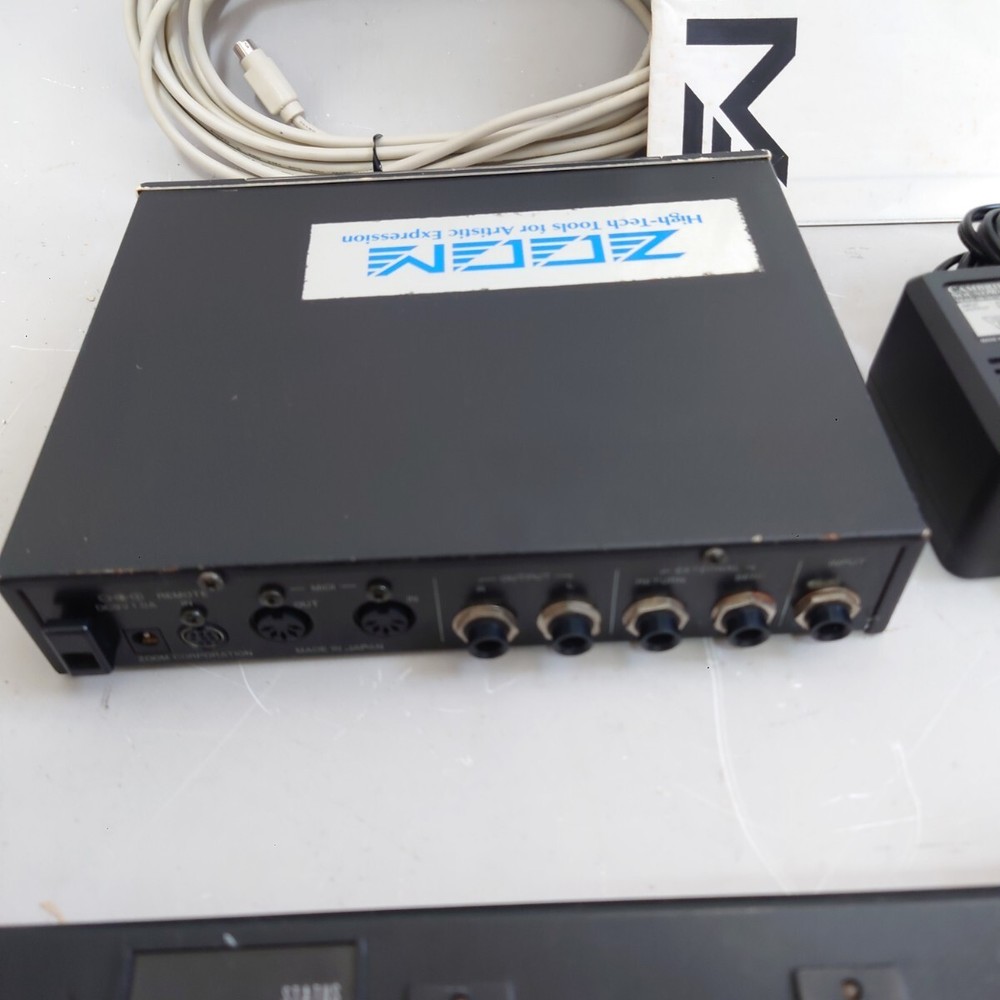 Zoom 9050 Advanced Instrument Multi-Effects Processor Rack Unit not power up