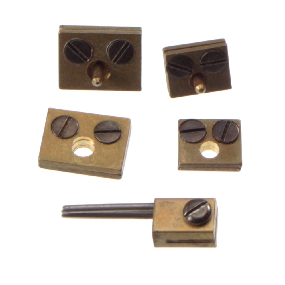 Fittings set for 400 day anniversary clock
