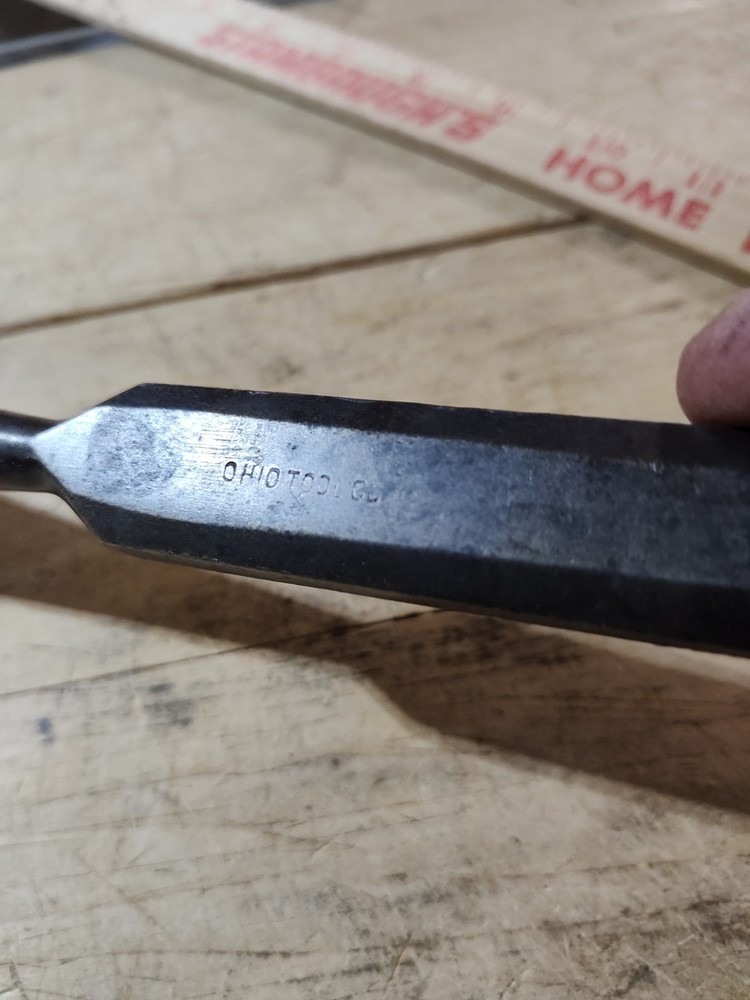 Antique Ohio Tool 7/8" Bevel Edge Socket Chisel Timber Framing
