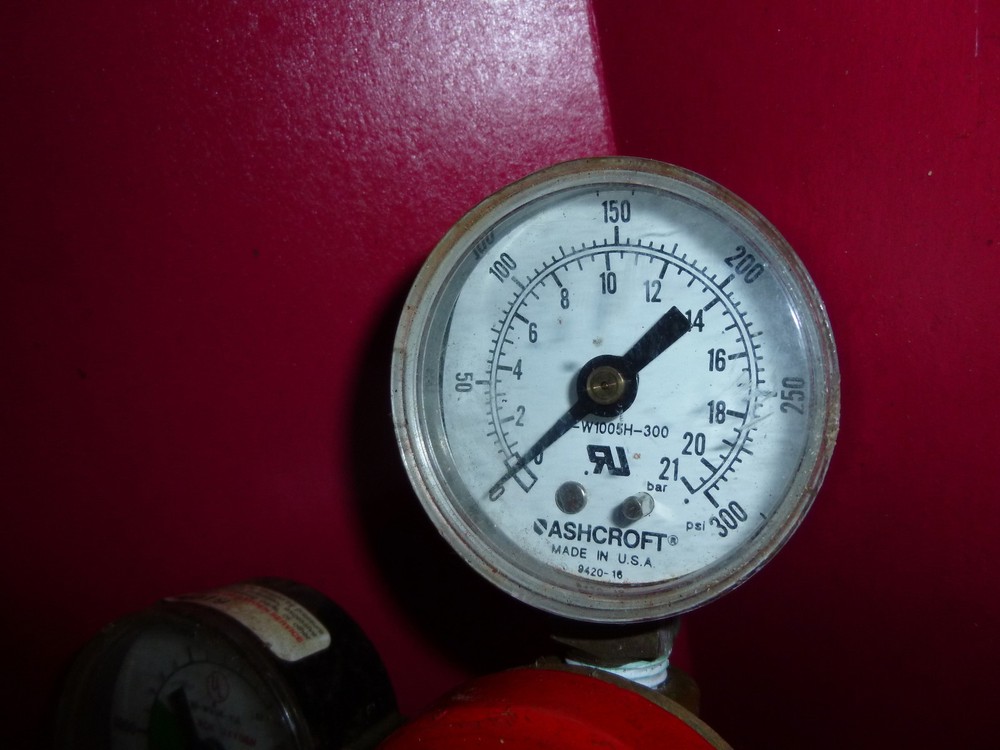 ASHCROFT CO2 REGULATOR