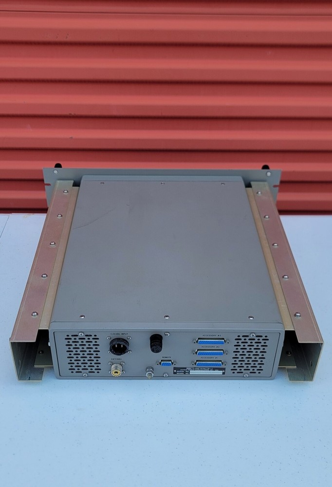 Datron TW7000 Transworld Communication Transceiver SELL AS POWER ON ONLY.