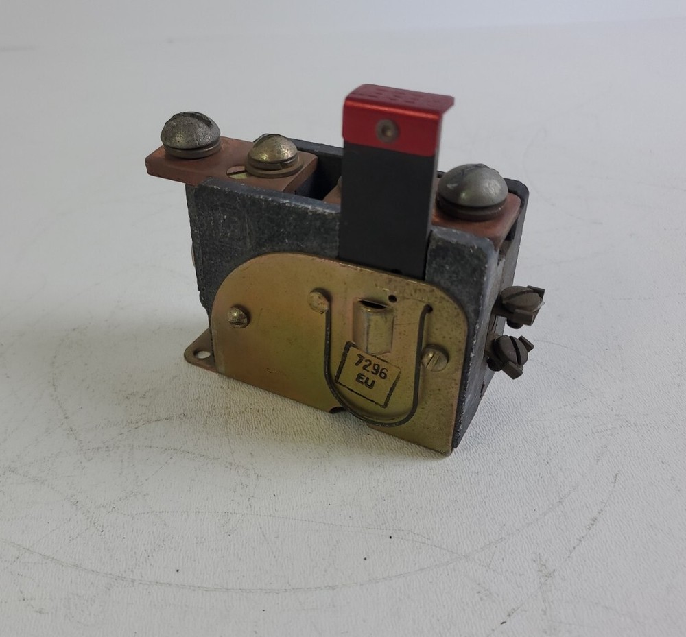 Square D CL9065 Type AUO-1L Overload Relay Switch