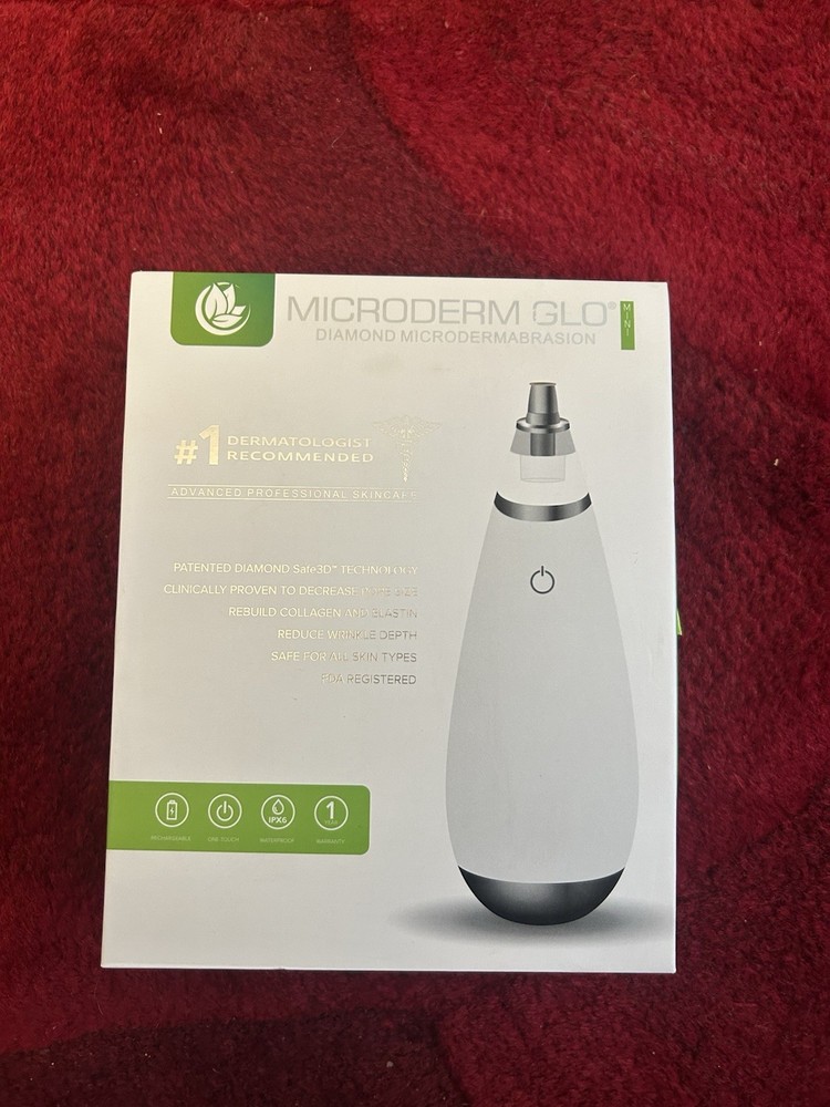 Microderm GLO Mini Diamond Microdermabrasion Machine Suction Pro Skincare Sealed