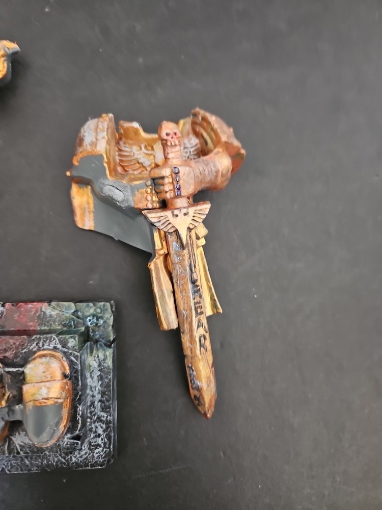 Warhammer 40k Honored Imperium Statue Terrain Needs Work See Photos