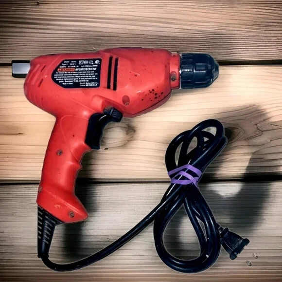 Black & Decker DR201 drill, Corded tool