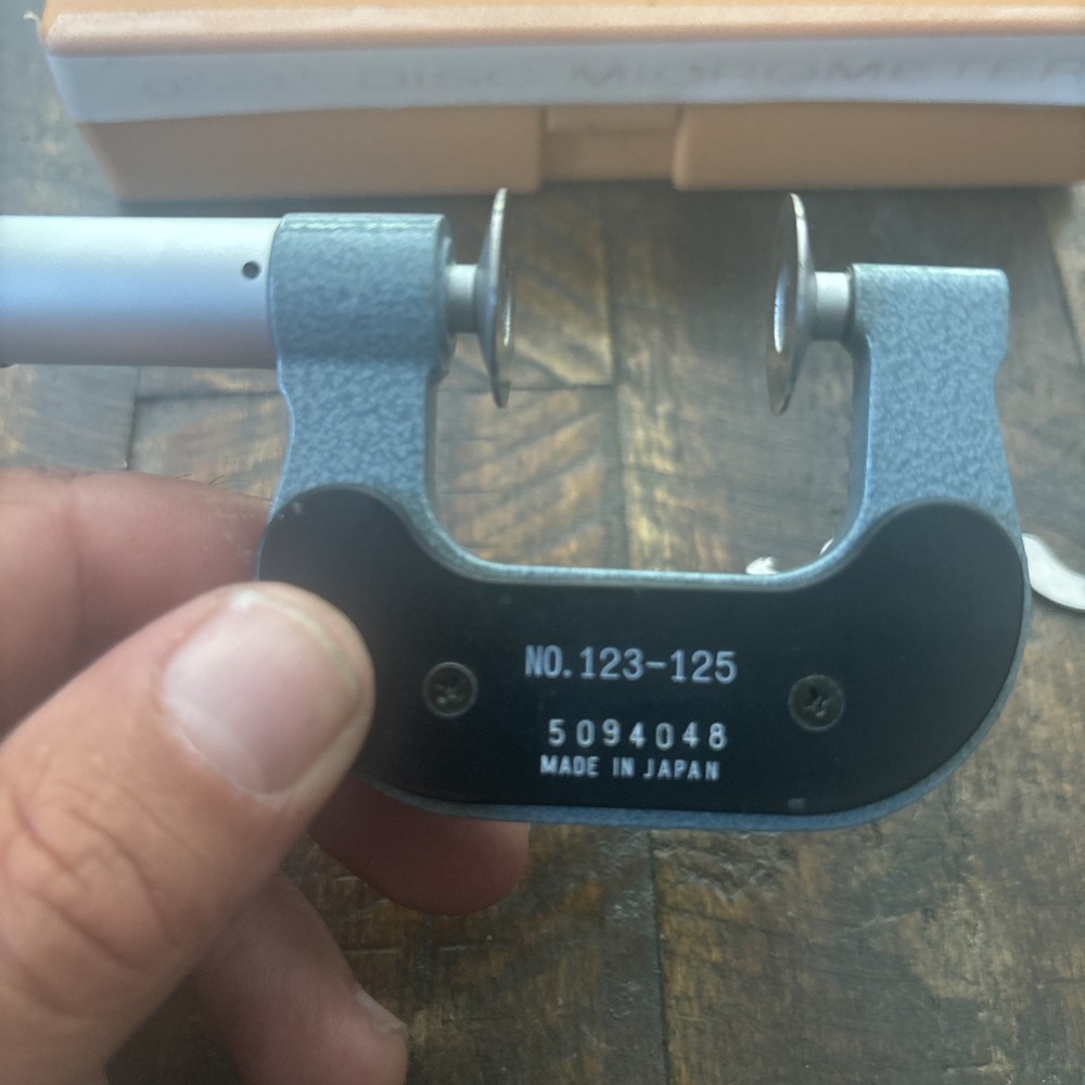 Mitutoyo Disk Micrometer 0-1” X .001” #123-125