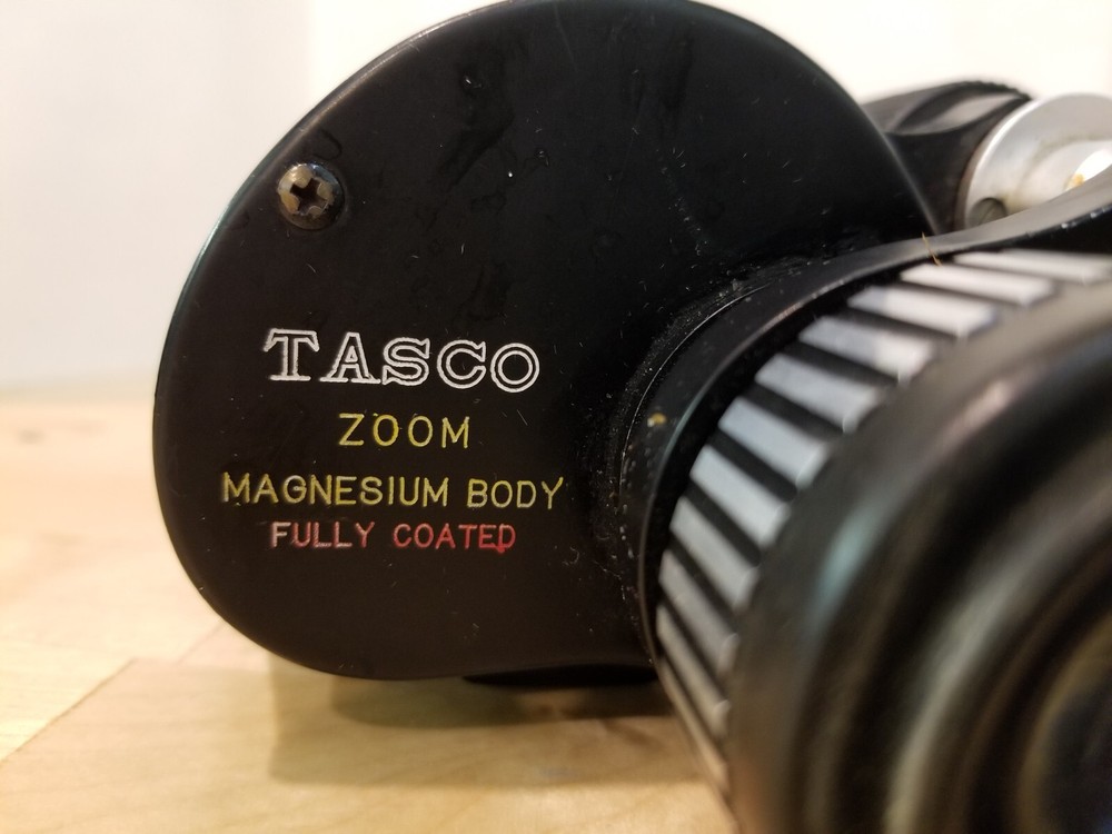 Tasco 7x-12x35 Extra Wide Angle Zoom Binoculars