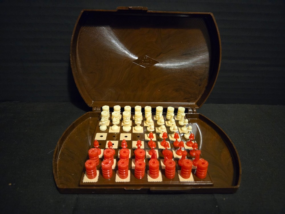 E.S. Lowe Travel Chess Game 1945