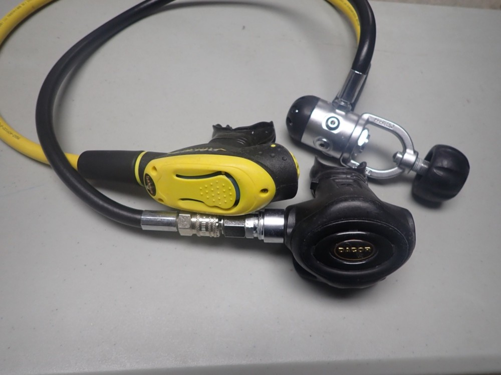 Mares Dacor Scuba Regulator & Octopus Viper. Needs Service