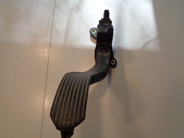 Used 2007-2011 Camry Accelerator Pedal Sensor