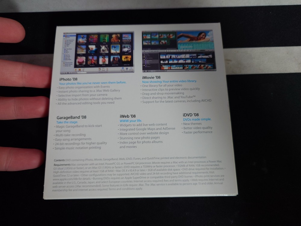 APPLE iLife '08 Retail Version 8.0.1 Mac Software Used Complete Excellent