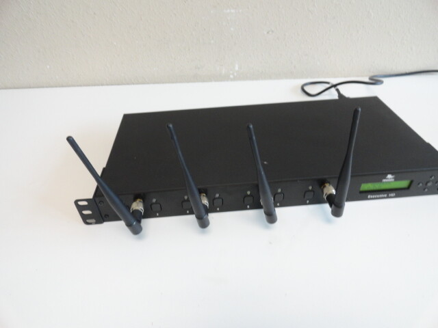 Revolabs Executive HD 01-HDEXEC-NM 8 Channel Wireless Microphone System