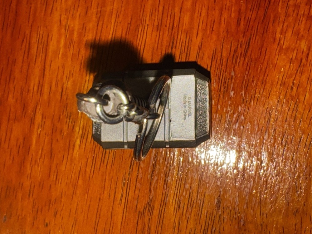 Marvel Avenger's Thor's Mjolnir Hammer Key Chain