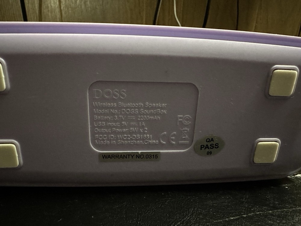 Doss Soundbox Bluetooth Speaker NO CHARGER