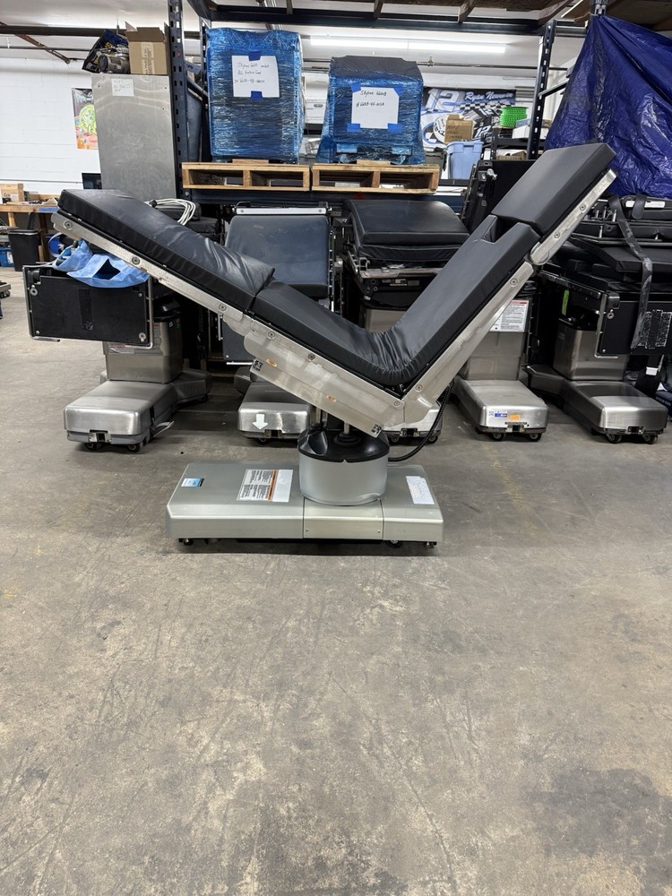 STERIS 4085 SURGERY TABLE