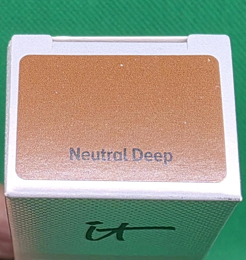 2- IT Cosmetics CC+ Cream Neutral Deep Full Coverage Color Correcting Foundation