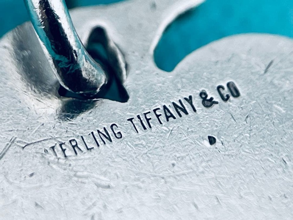 f262 Tiffany & Co. Apple Keyring Keychain 925 Apple