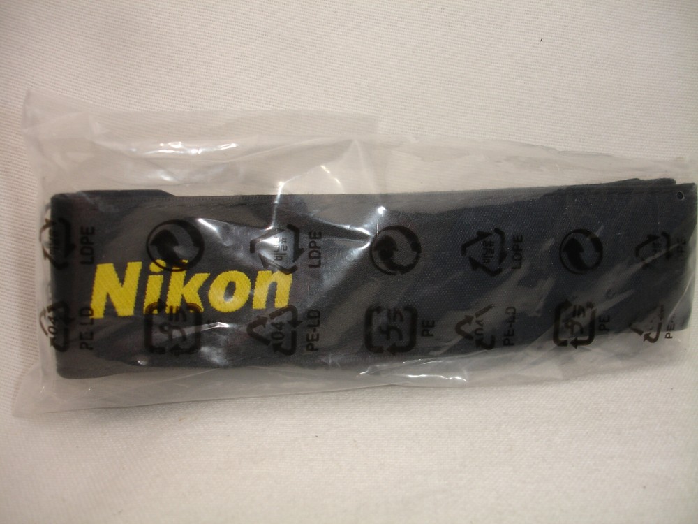 Nikon Camera Neck Strap, Black, Genuine, NEW