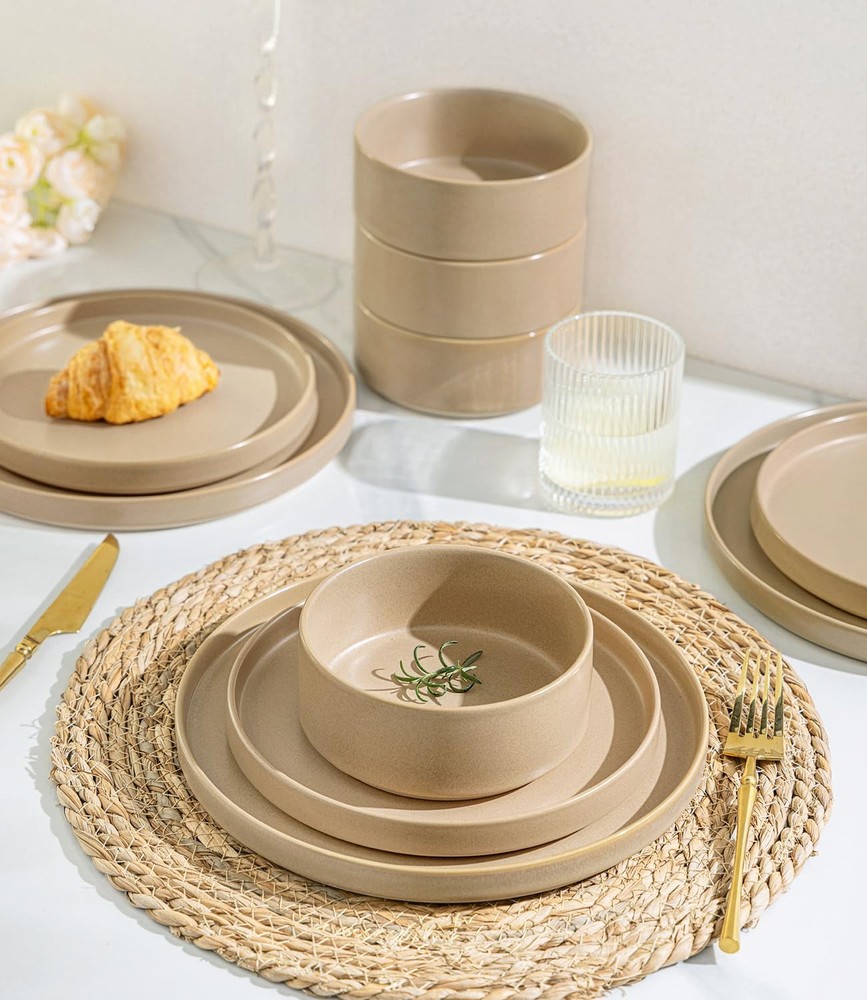 Ceramic Dinnerware Sets for 6, 18 Pieces Porcelain Lightweight Plates and Bow...