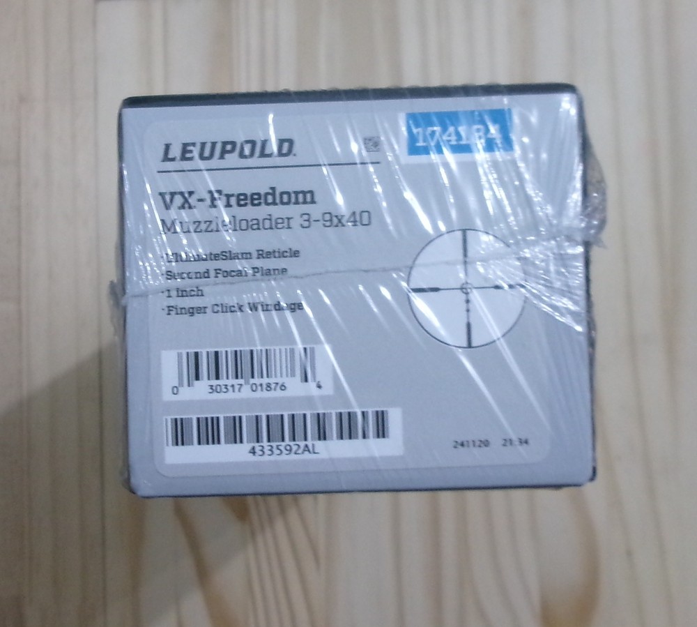 Leupold Riflescope; Muzzleloader 3-9x40; UltimateSlam Reticle; 174184