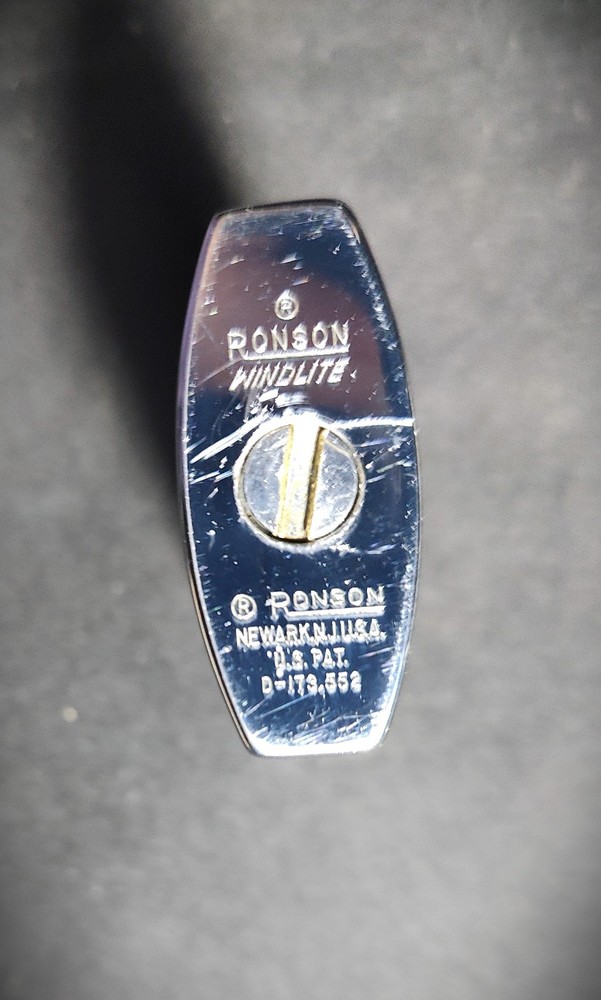 Vintage Ronson WINDLITE Lighter (1950s) Classic Look & Feel