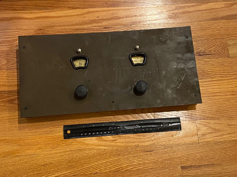 VINTAGE UNKNOWN CONTROL PANEL - RADIO? MODEL TRAIN? MAR-CO ILLUMINATED CONTROL