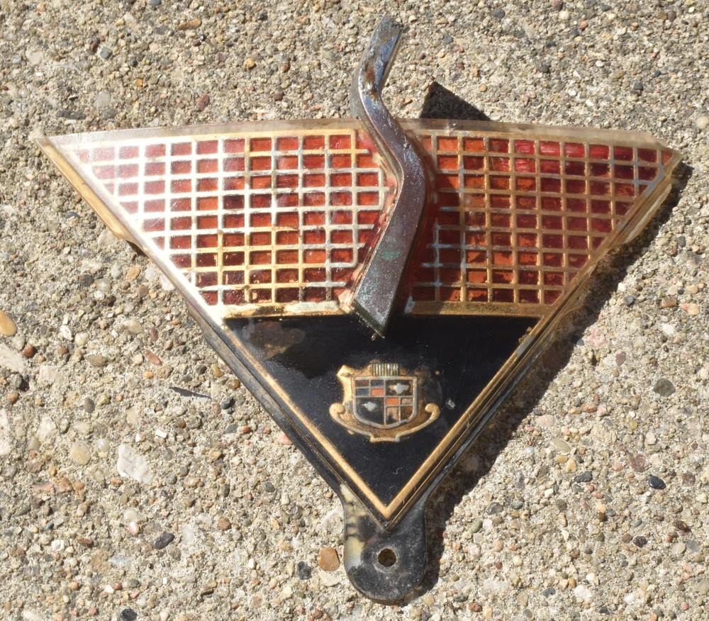 Rare 1952 Studebaker Commander Starlight Coupe Auto Emblem