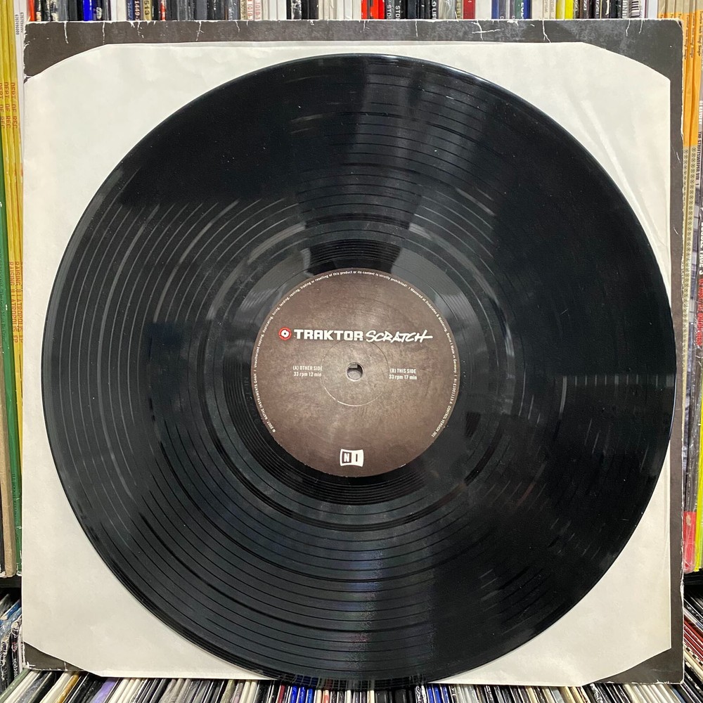 NATIVE INSTRUMENTS TRAKTOR SCRATCH CONTROL VINYL 12" BLACK - 2007 VERSION 001