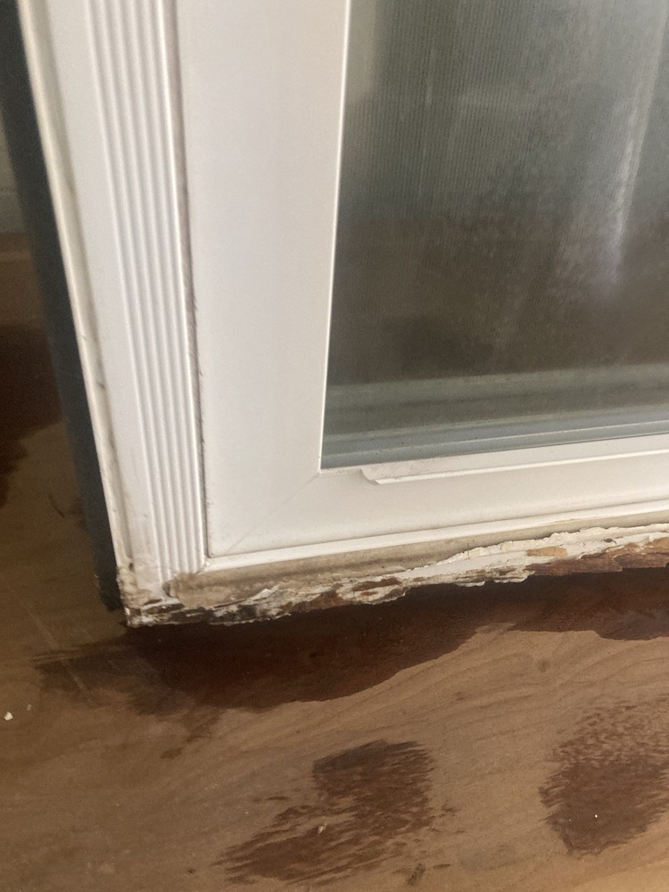 Double Hung Replacement Window 28-1/4 W 45-1/2” H Used