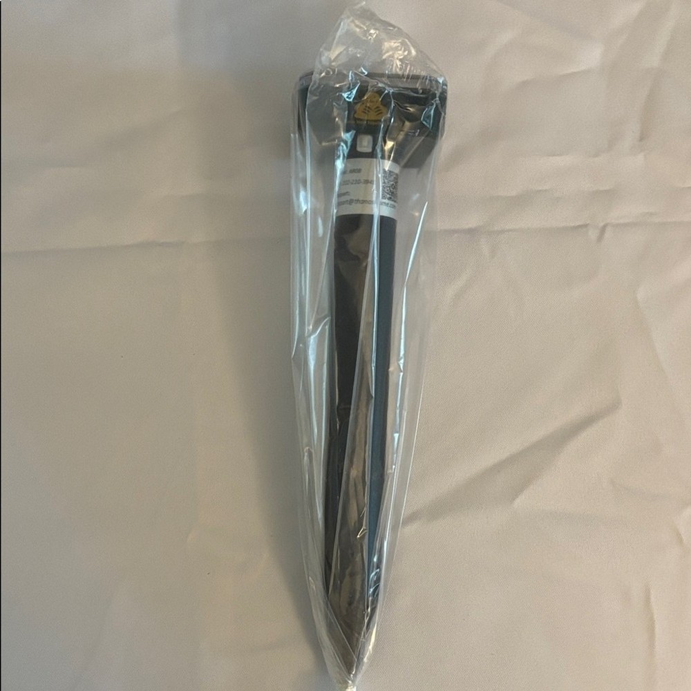 Solar Mole Repellent Stakes - Green - NWOT