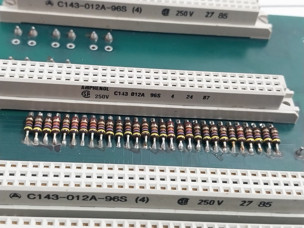 AMPHENOL C143 012A 96S 4 Backplane PCB Board
