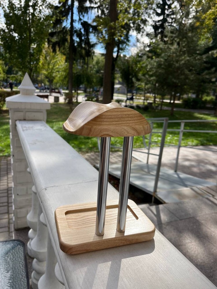 Apple Vision Pro Stand w/ Battery Compartment