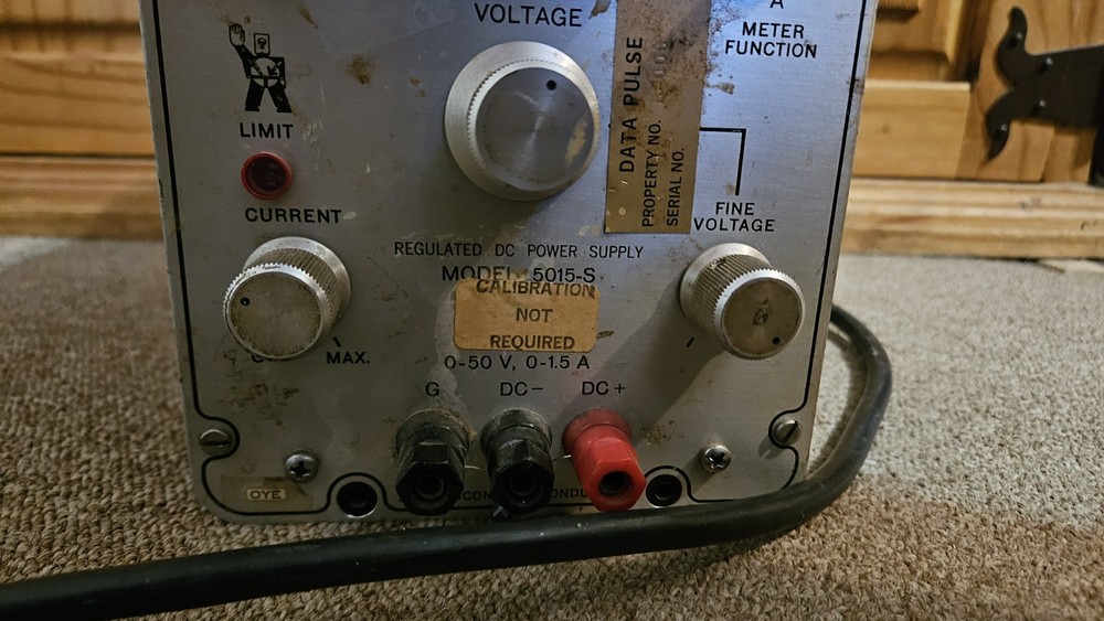 Regulated DC Power Supply Model 5015-S