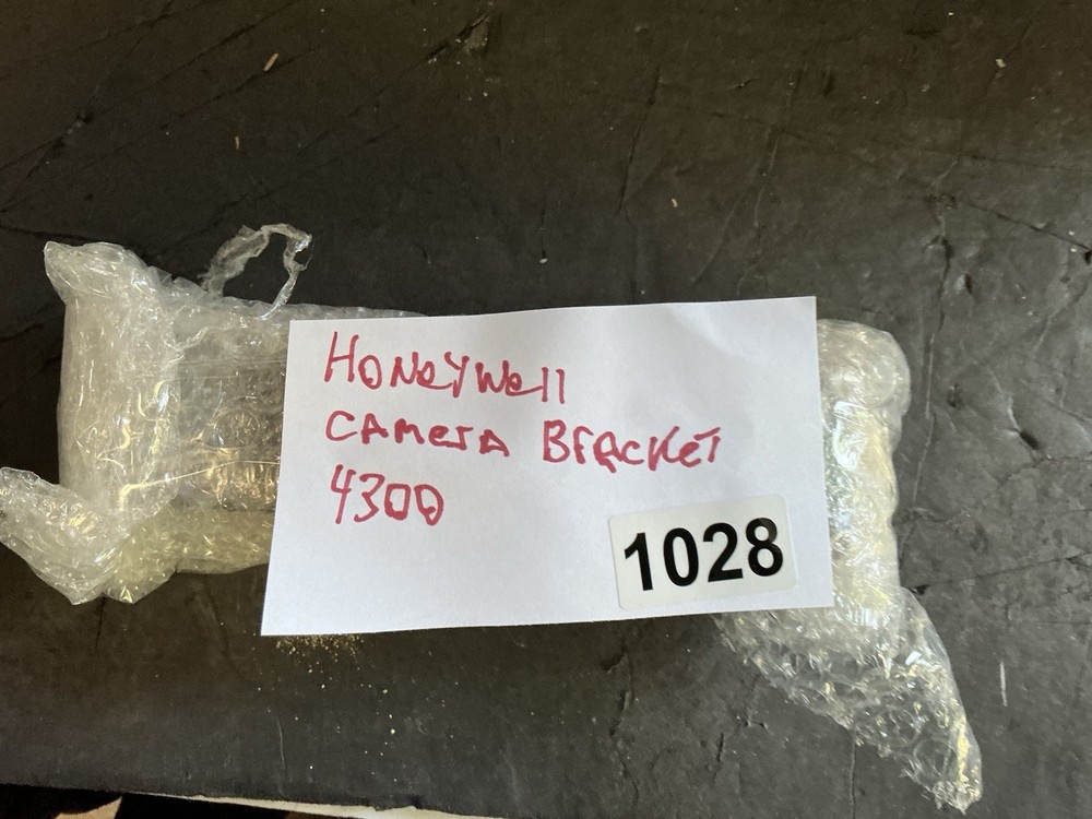 VINTAGE HONEYWELL STANDARD CAMERA BRACKET #4300