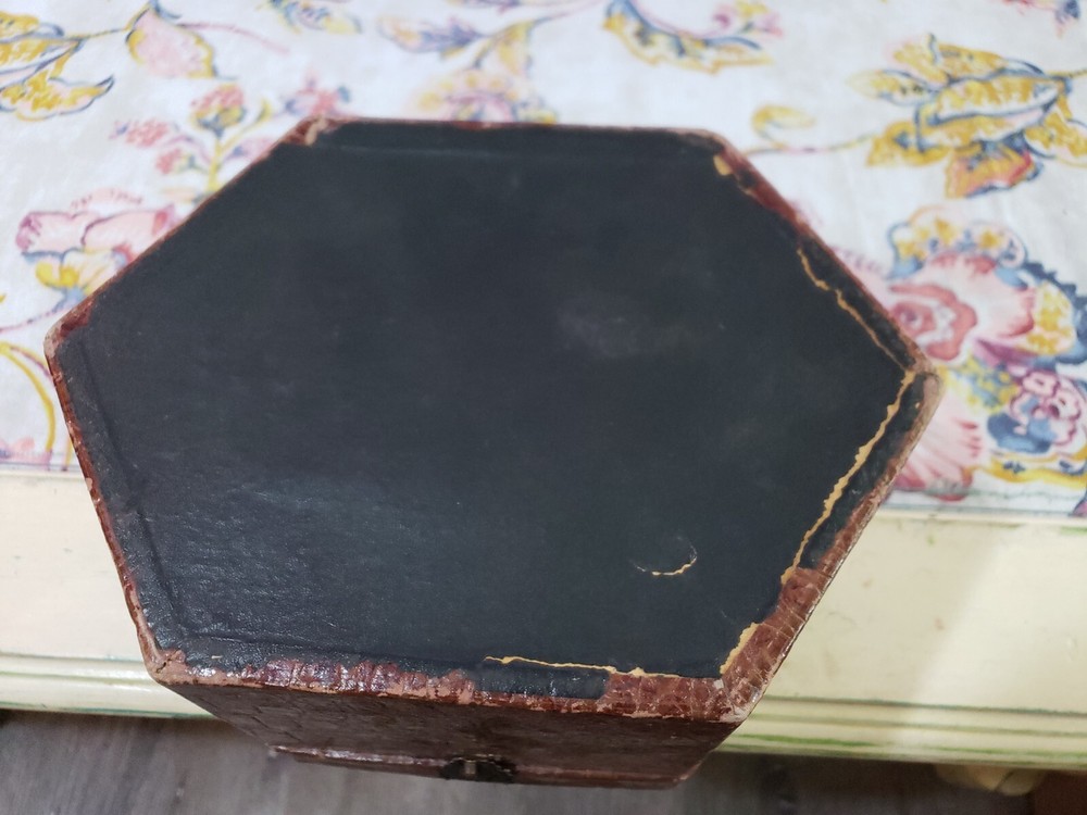 Antique Vintage VICTORIAN LEATHER COLLAR BOX Brass Latch Hexagonal