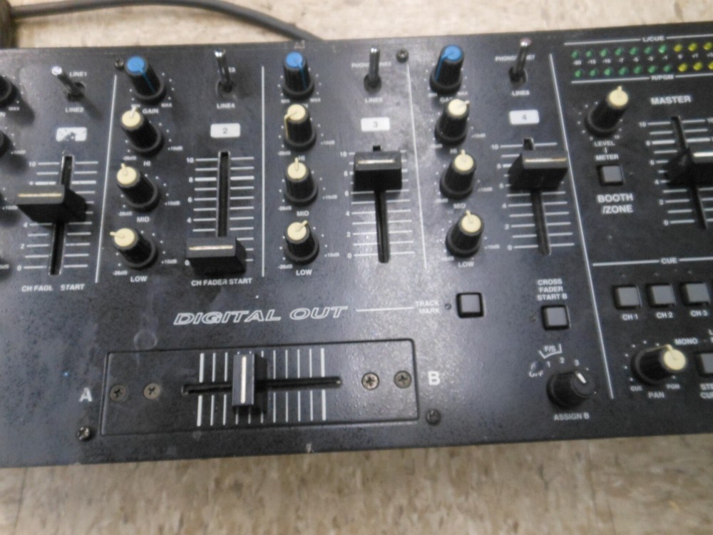 Denon DNX400 Professional DJ Mixer DN-X400