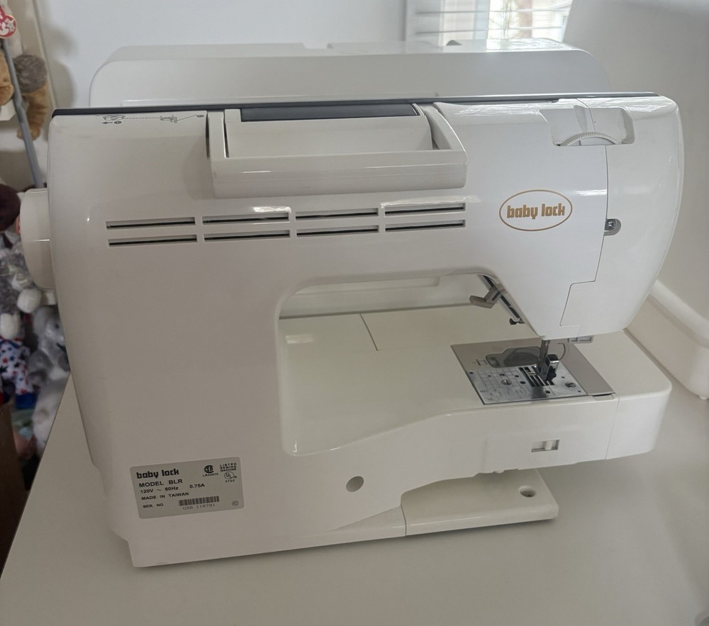 Babylock Ellure BLR Sewing Machine