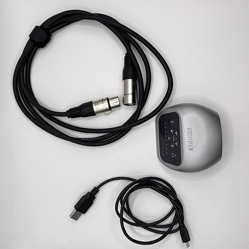 Shure MVi Digital Audio Interface USB Lightning iOS Mac PC Microphone