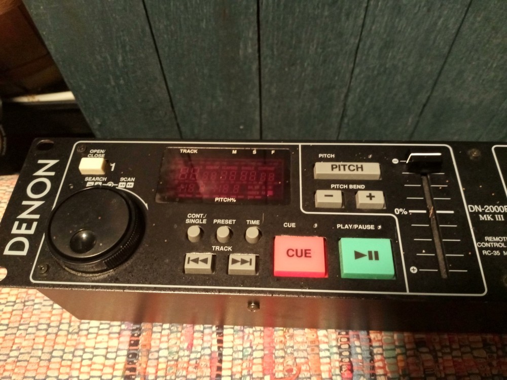 Controller's for DJs :: DN-2000F MK-III & Denon DN-2100F. UNTESTED
