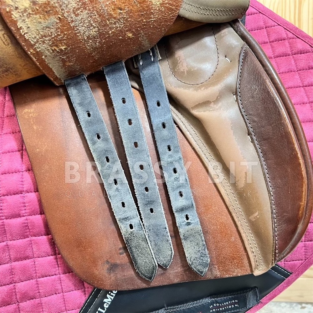 18.5" Stubben Siegfried VSD English Saddle