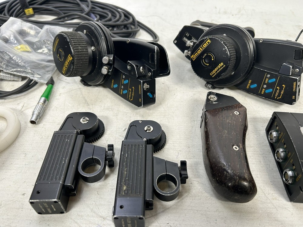 Cmotion wireless follow focus system