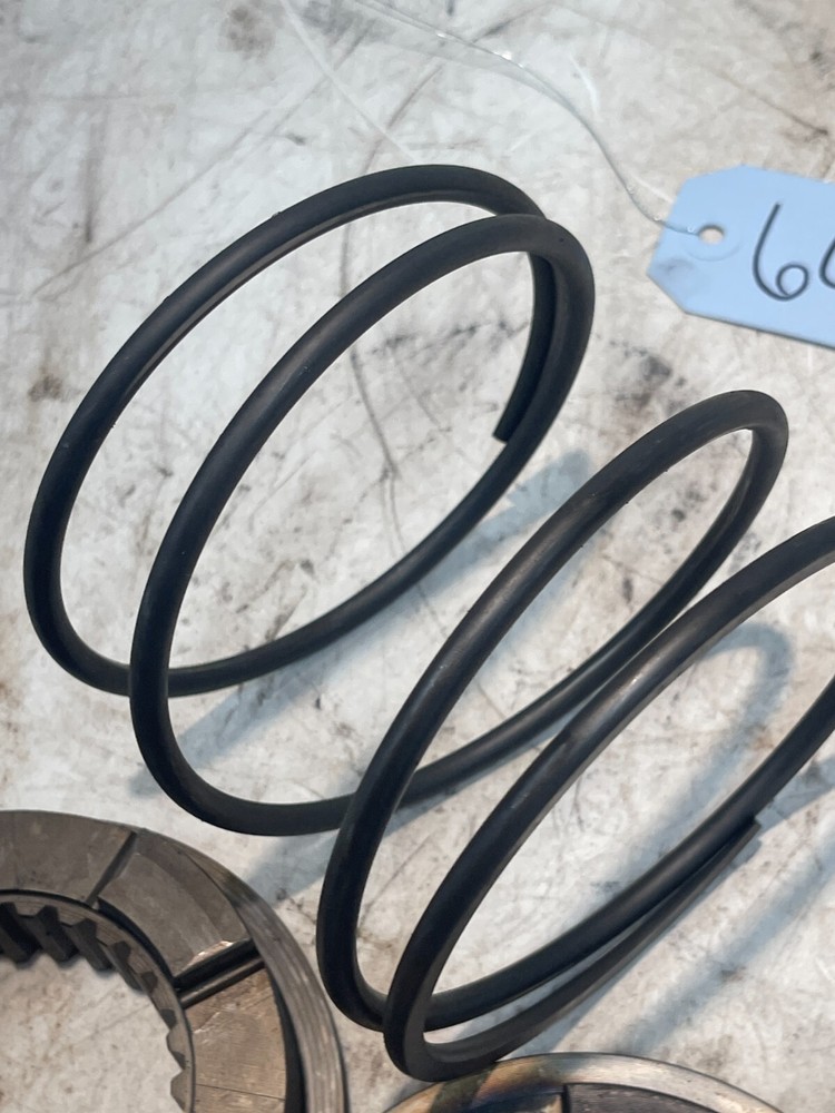 1987 Ford 6610 Tractor Differential Lock Couplers & Spring