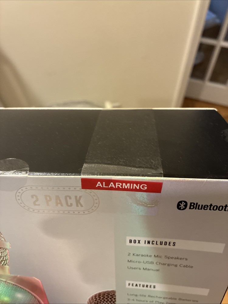 MVMT Pearl Karaoke Microphone Speaker Bluetooth