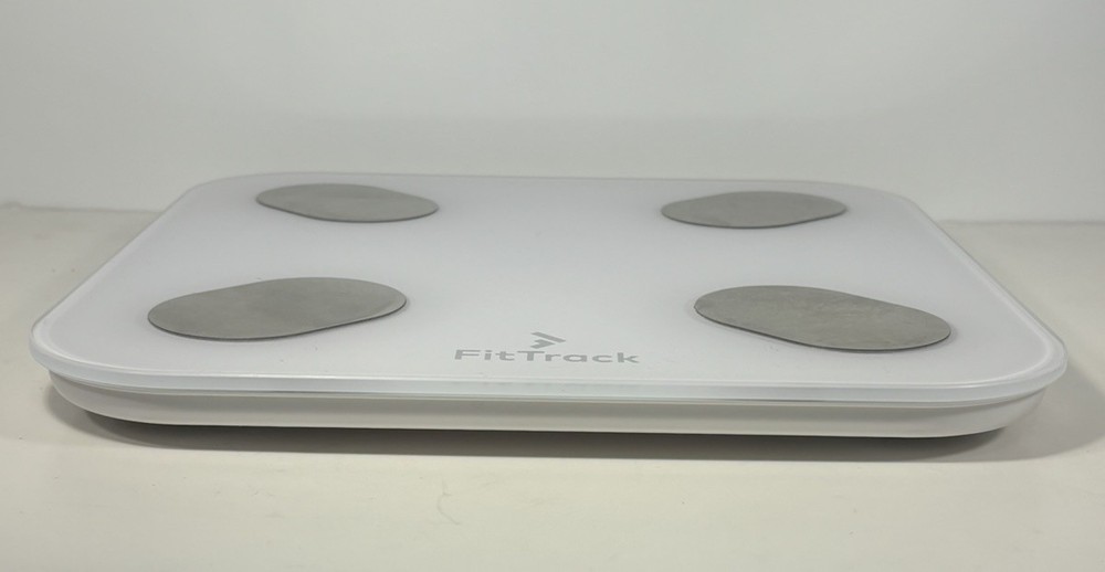 FitTrack Complete Body Analysis Bluetooth Scale White Dara-001 Glass