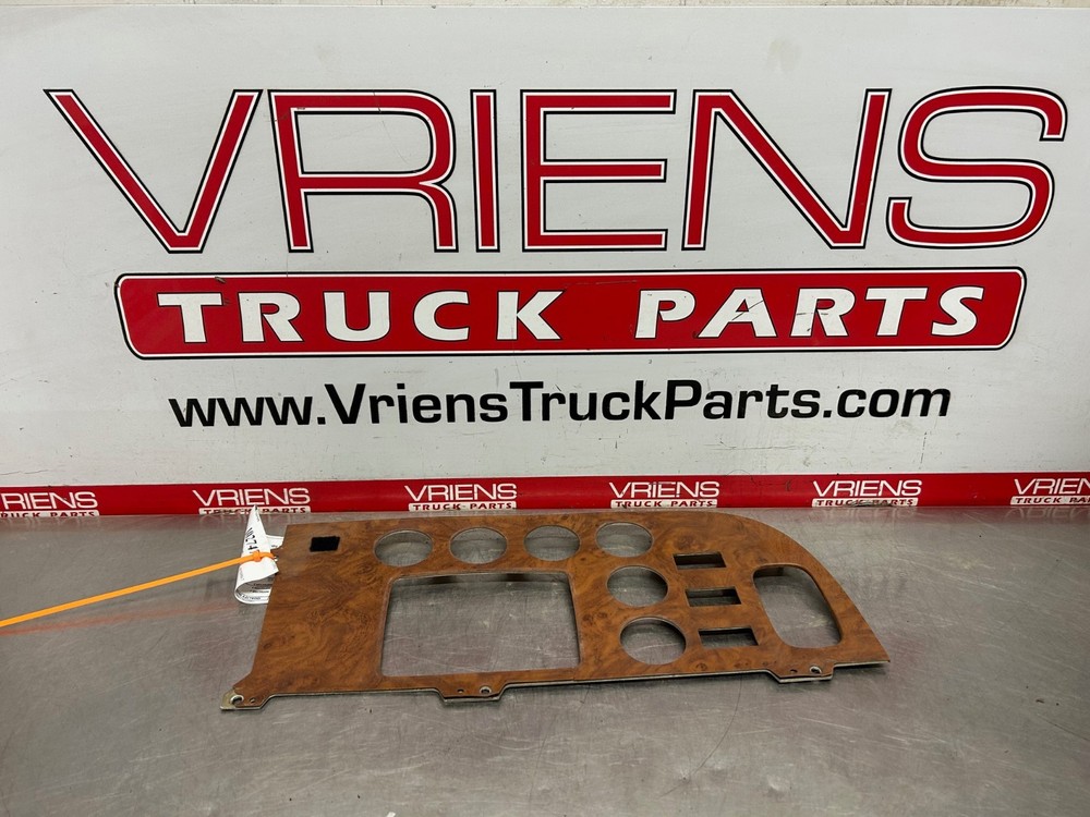 PETERBILT S64-6024-220 PANEL-B TX ELM SATIN GLOSS