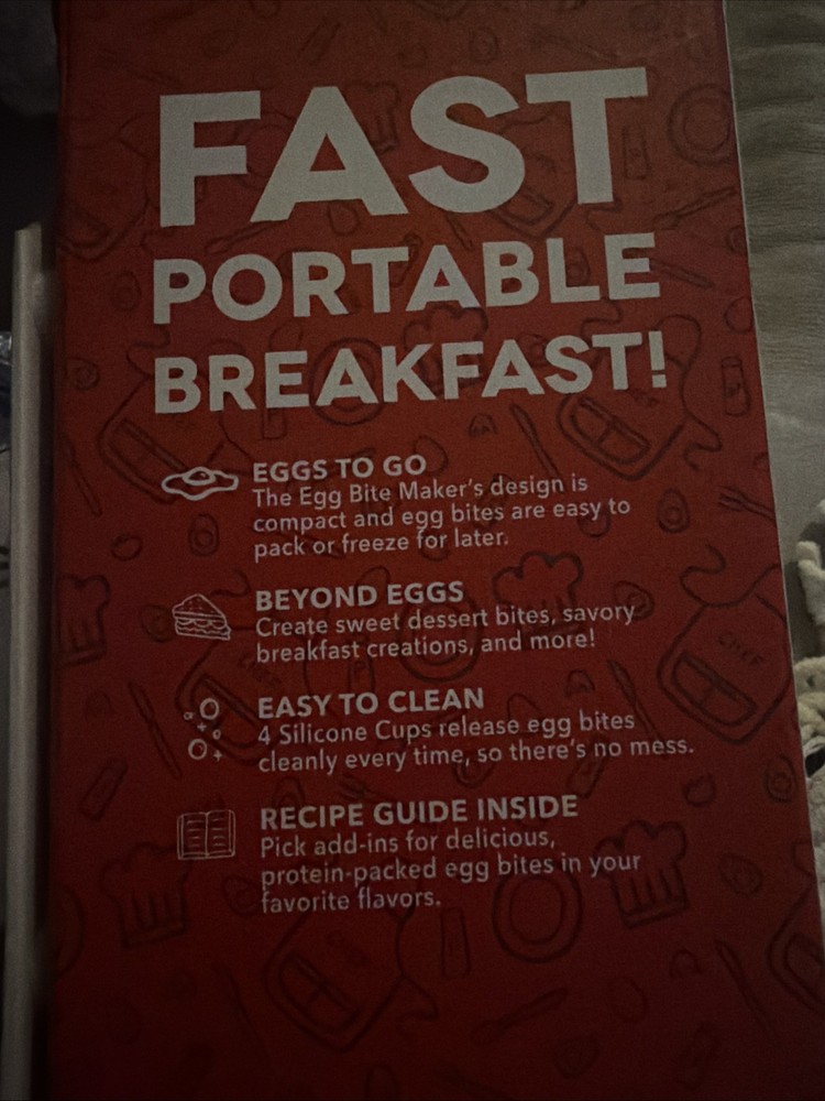 Dash Egg Bite Maker Red, Compact Design, 4 Egg Bites