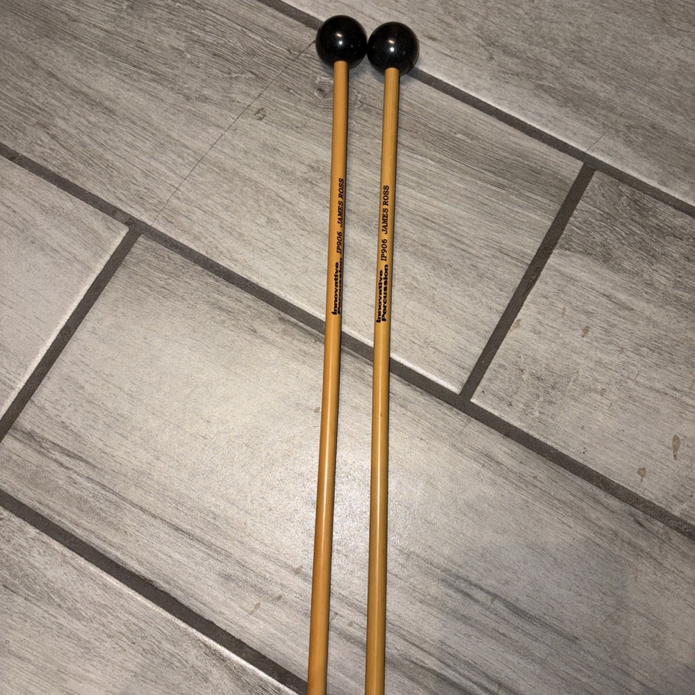 Innovative Percussion Black Fabric Bag with percussion mallets