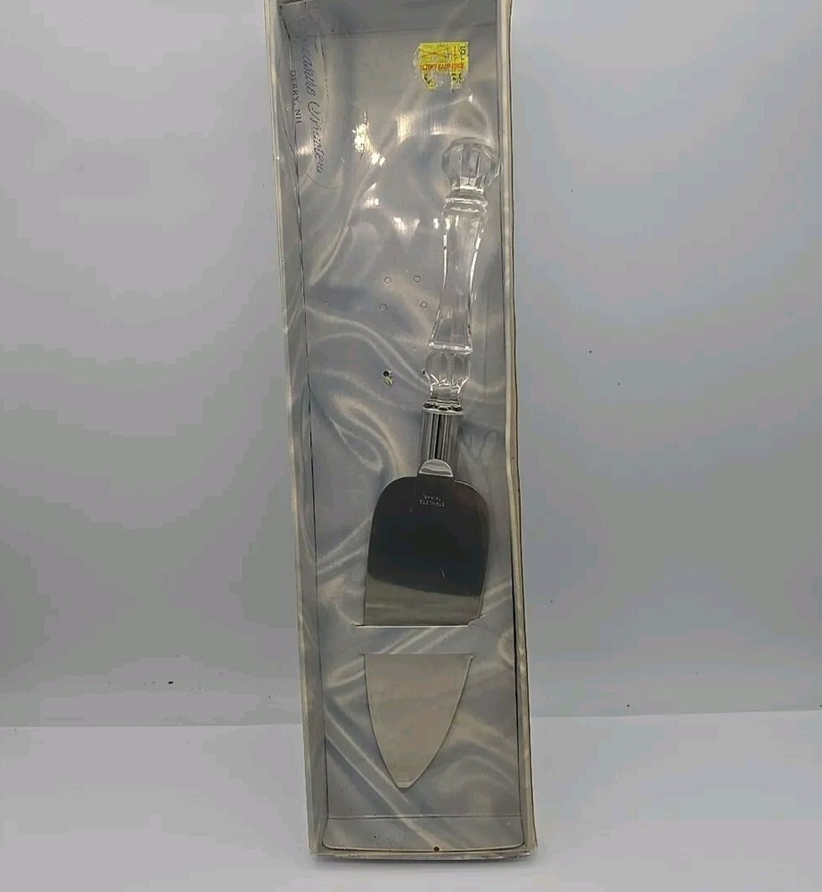 Treasure Masters Wedding Pie Cake Slicer Server Clear  Handle Vintage