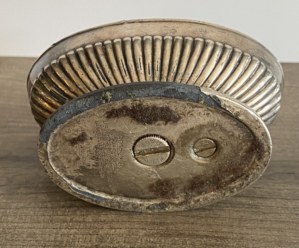 Vintage Ronson Queen Anne Table Lighter