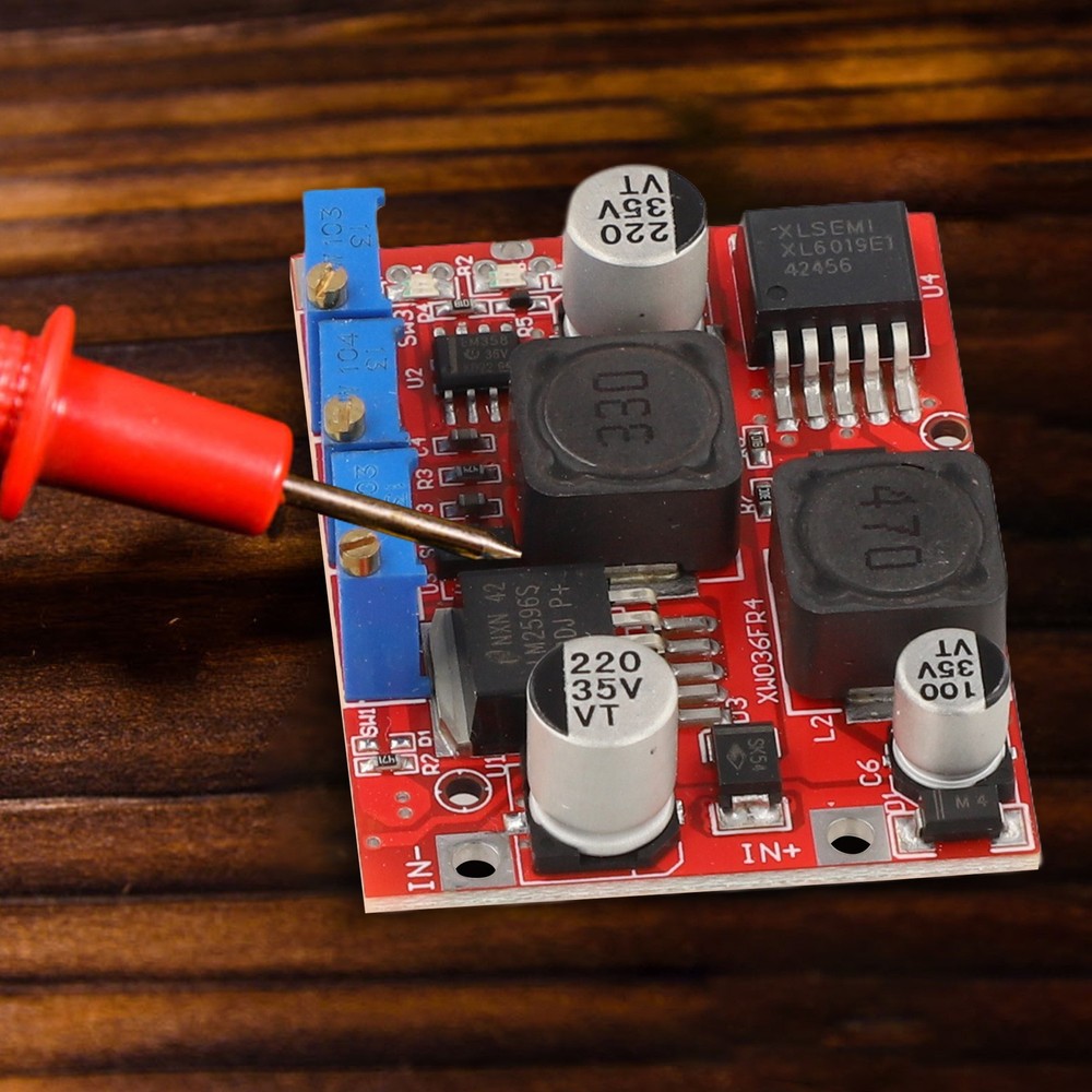 Voltage Converter Module with 15W Output and Adjustable Current Control